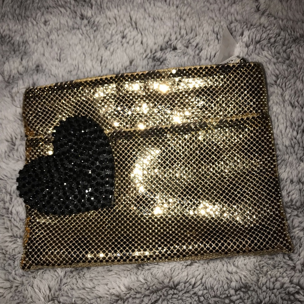Felix Rey clutch 🖤😊 How much will u pay?